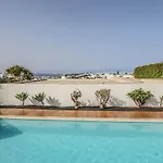 빌라 Relax And Sea Views Coloradas - Private Pool With Bbq By Lanzarote 플라야블랑카